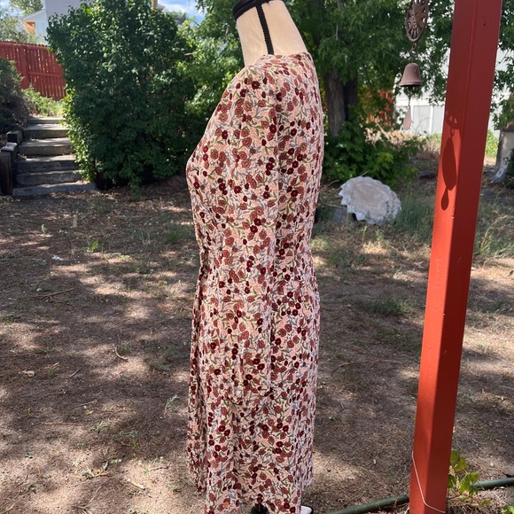 Volcom Floral Print Wrap Dress - Picture 4 of 16